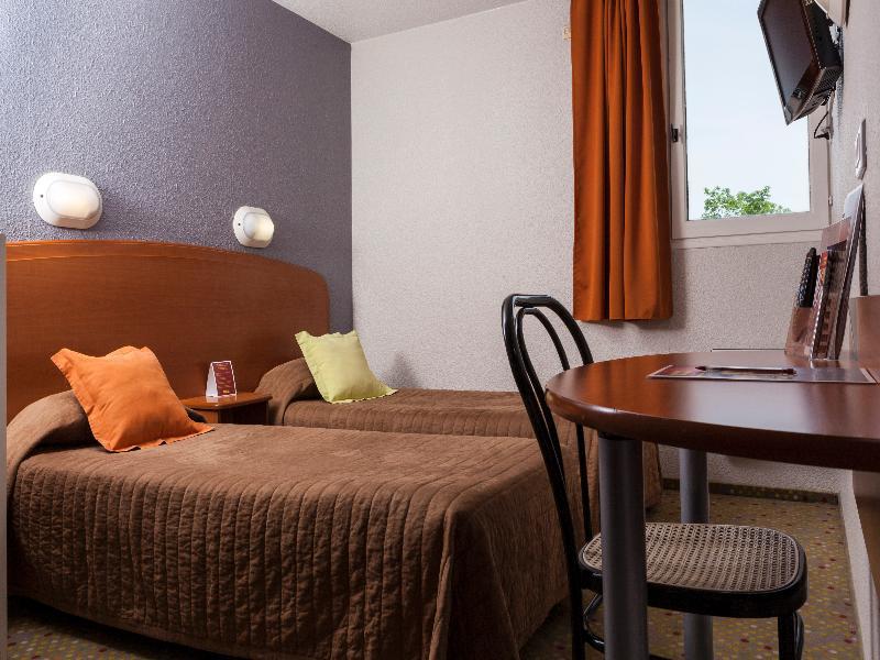 Brit Hotel Essentiel Tours Nord מראה חיצוני תמונה