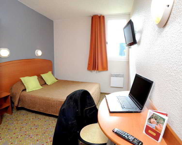 Brit Hotel Essentiel Tours Nord מראה חיצוני תמונה